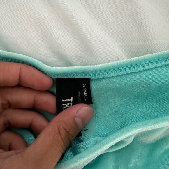 Triangle Swimsuit Set Velvet - Picture 2 of 3